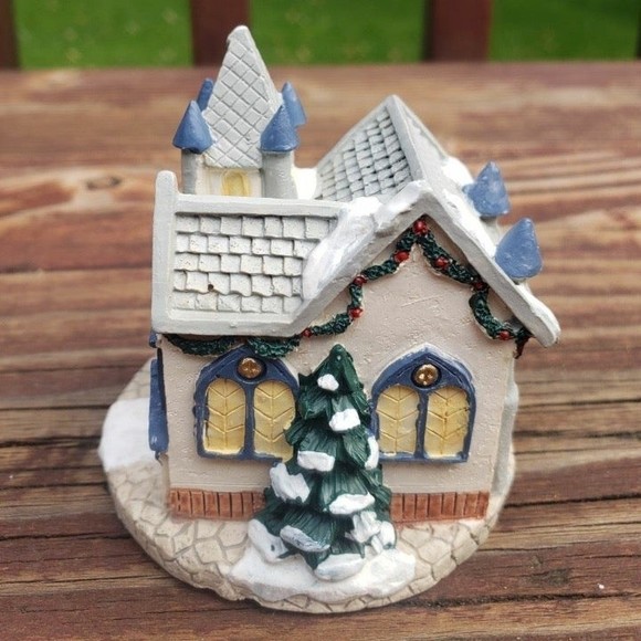 94' Crystal Falls Village "Unity Church" - Picture 5 of 12